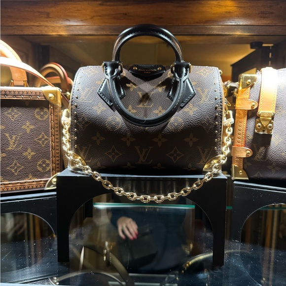 Louis Vuitton Handbags - Louis Vuitton Mini Bag in Brown Monogram with Gold Chain